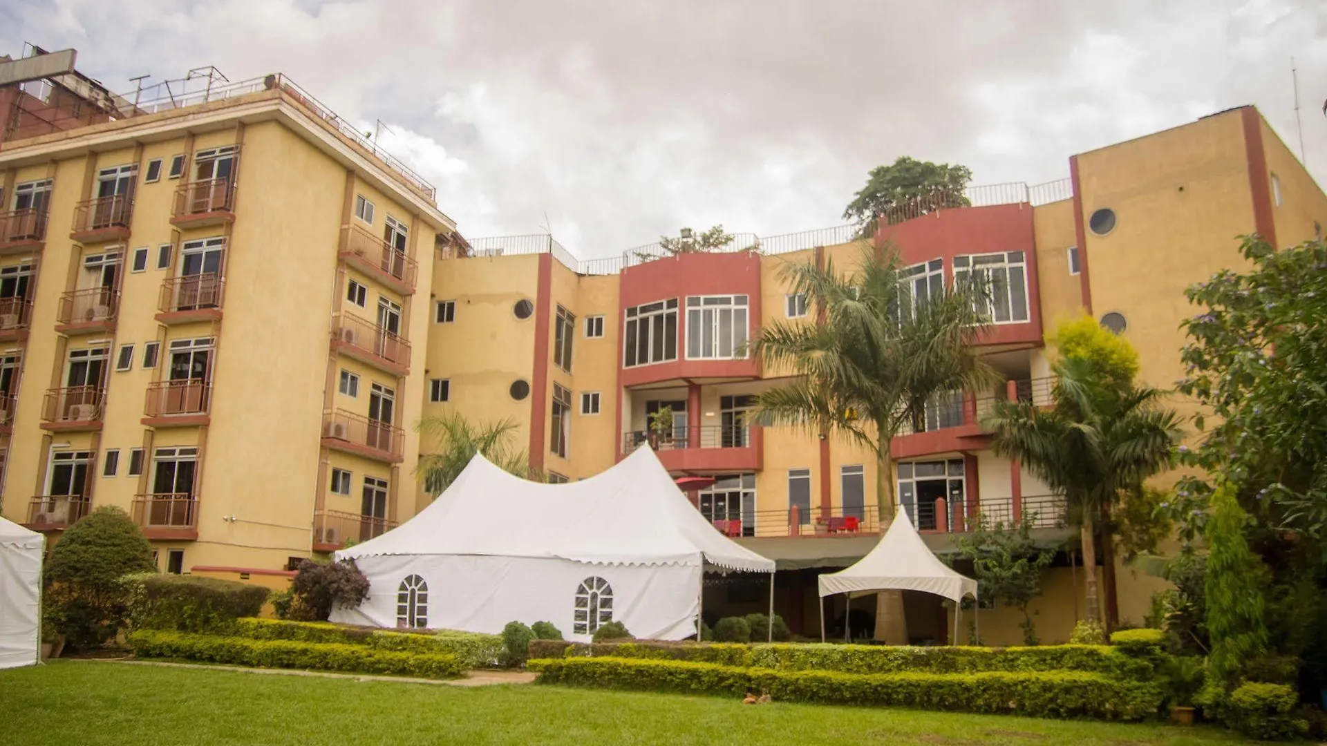 Grand Global Hotel Kampala 3*,  Uganda